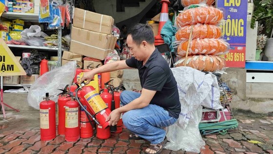 Cửa hàng cung cấp sản phẩm phòng cháy, chữa cháy. Ảnh minh họa theo Báo Công thương ảnh 1