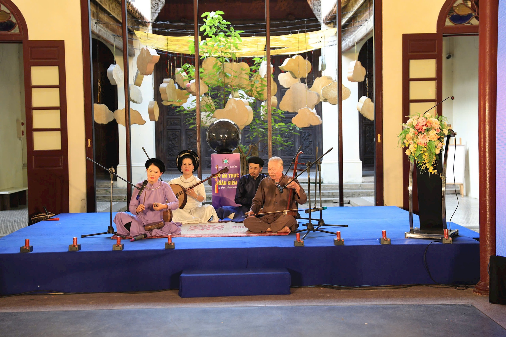 Presentamos la famosa comida callejera de Hanoi a través de la aplicación de comida Hoan Kiem, imagen 2