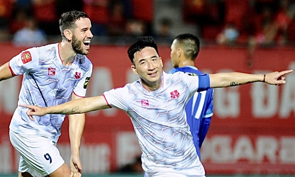 Hai Phong defeated Khanh Hoa by controversial penalty