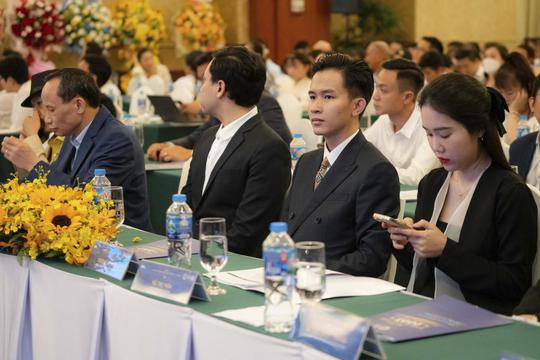 Mon Amie Veston tài trợ Vàng Hội thảo: Kinh tế Việt Nam 2023: SMEs Đối diện & Vượt bão - Ảnh 3.