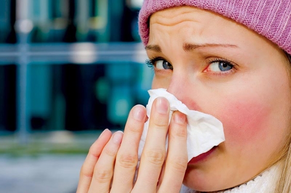 Los expertos médicos aconsejan sobre cómo tratar y prevenir la sinusitis