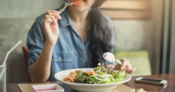 Un descubrimiento sorprendente sobre los horarios de las comidas ayuda a prevenir la diabetes y la obesidad