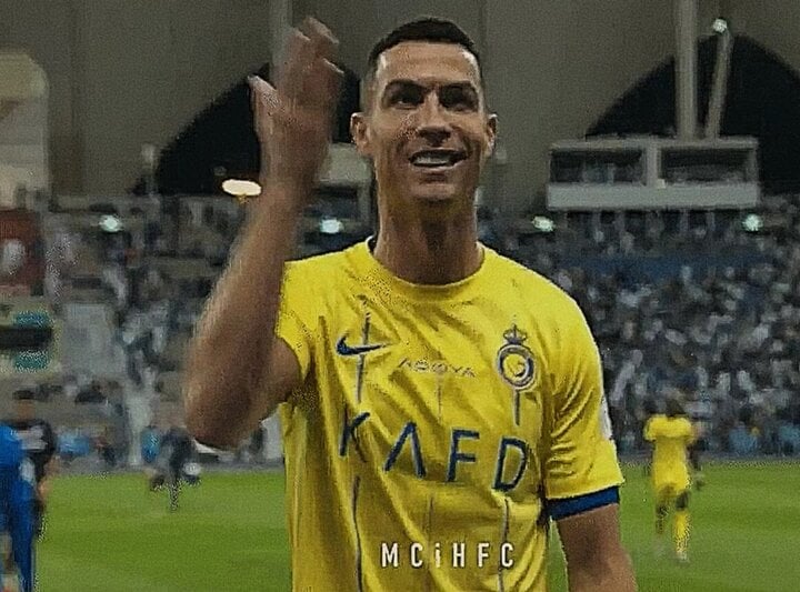 Ronaldo a répondu aux supporters locaux.