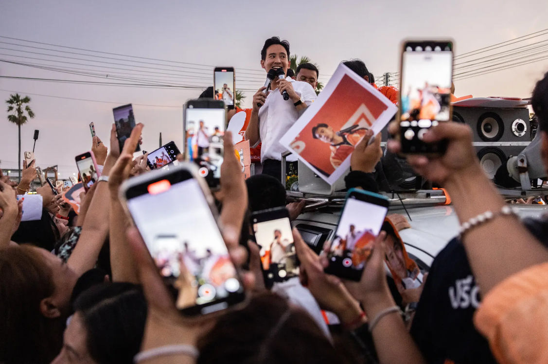 Mundo - Joven político corre contra el tiempo para ganar el puesto de Primer Ministro de Tailandia (Foto 2).