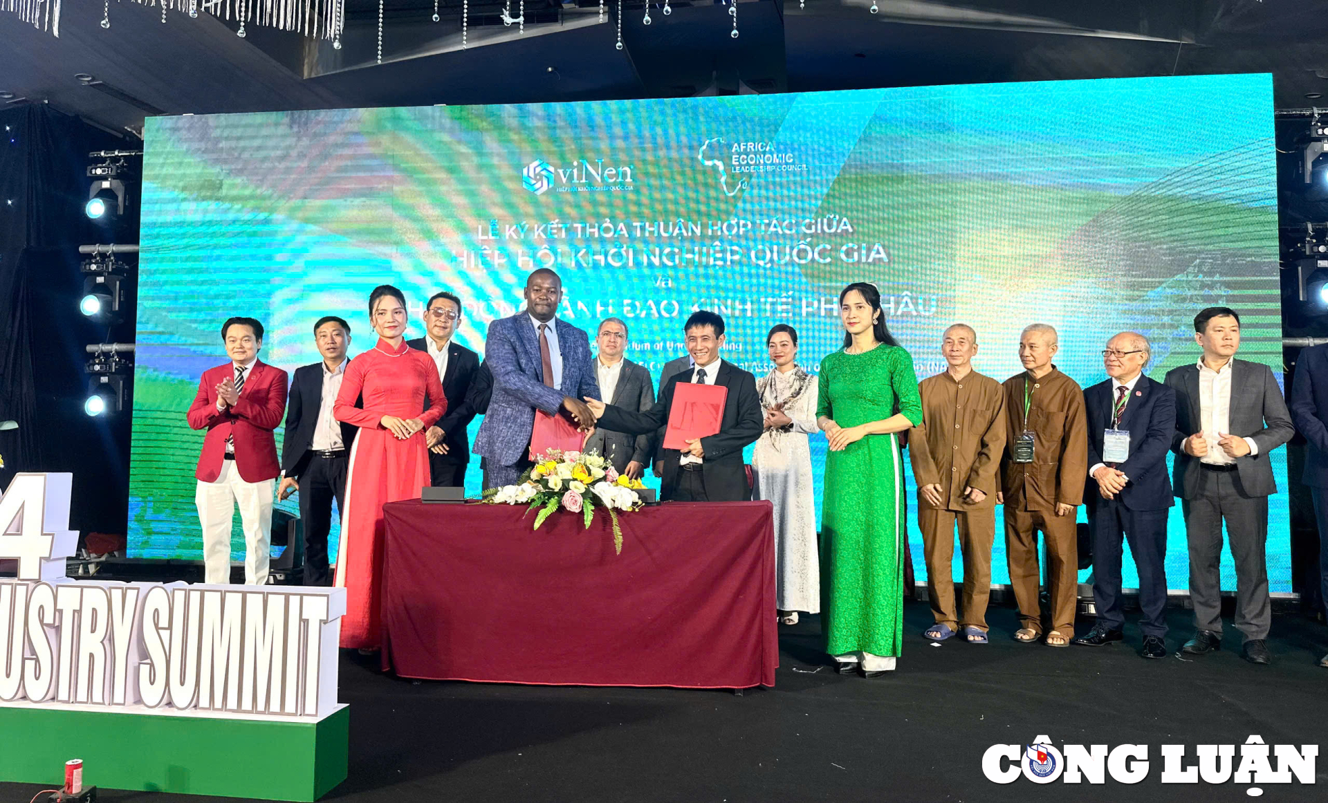 Experts share about development strategies of beauty industry in Vietnam image 2