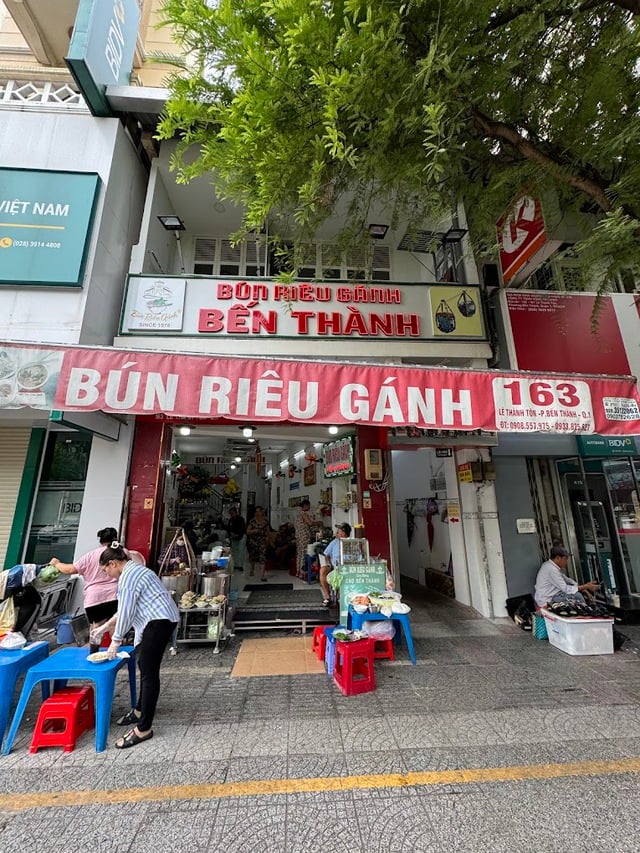 Đi ăn bún riêu tại TP.HCM tham khảo ngay những tiệm sau- Ảnh 1.