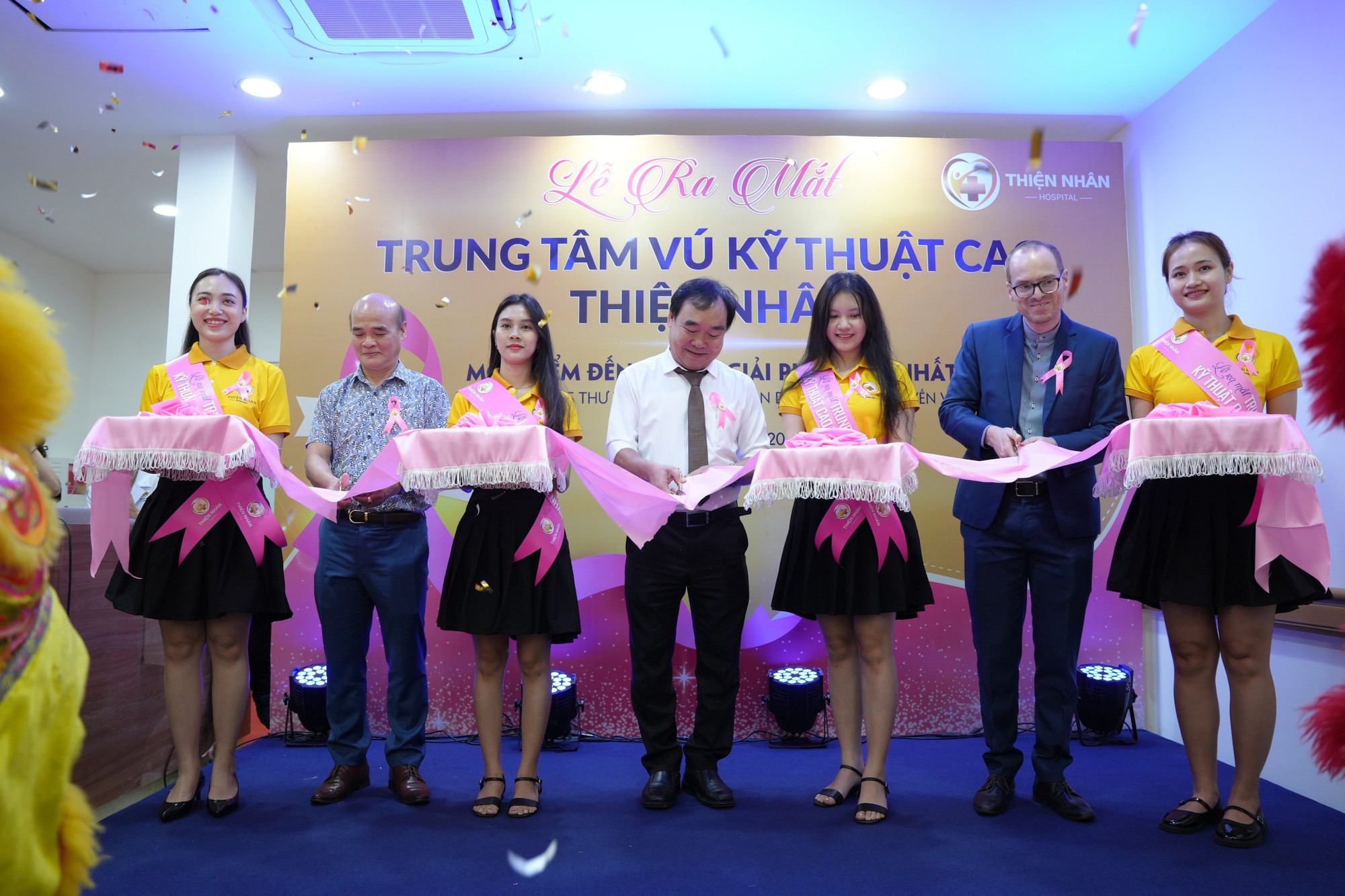 Ra mắt trung tâm sàng lọc, tầm soát, phát hiện sớm ung thư vú ở Đà Nẵng - Ảnh 1.