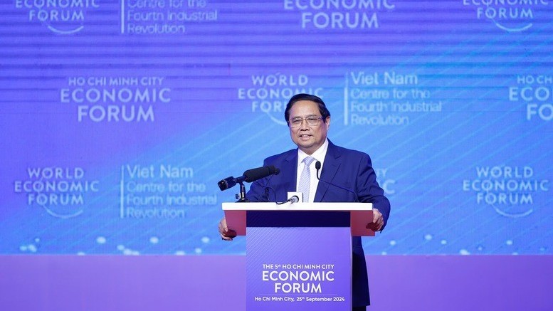 Prime Minister Pham Minh Chinh calls for the spirit of "harmonizing interests and sharing risks" among businesses.