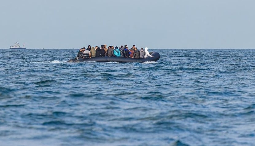 Cinq personnes sont mortes et des dizaines sont portées disparues dans le naufrage d'un bateau de migrants en Grèce. Image 1