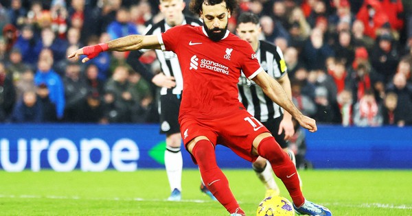 Liverpool trước cơn ác mộng 'thiếu Salah'