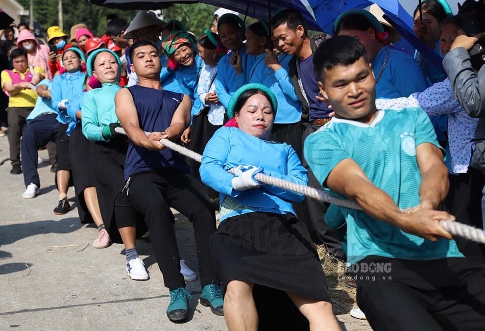 Thi kéo co tại Lễ hội mùa vàng Bình Liêu 2022. Ảnh: Đoàn Hưng