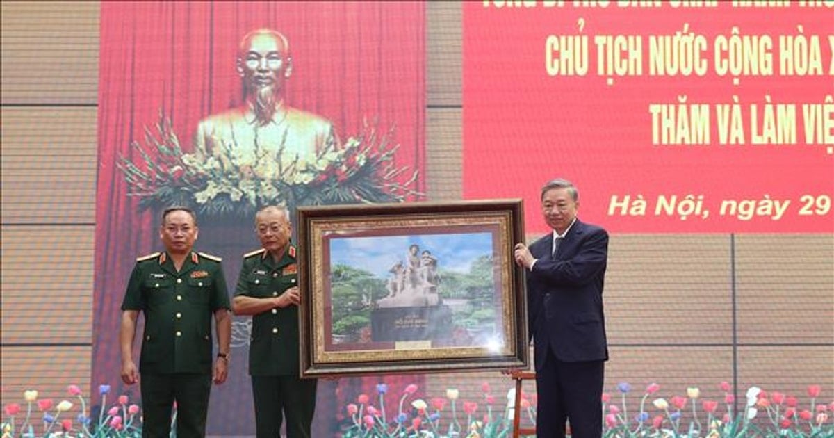 Xây dựng đội ngũ cán bộ tình báo theo tinh thần '7 dám'