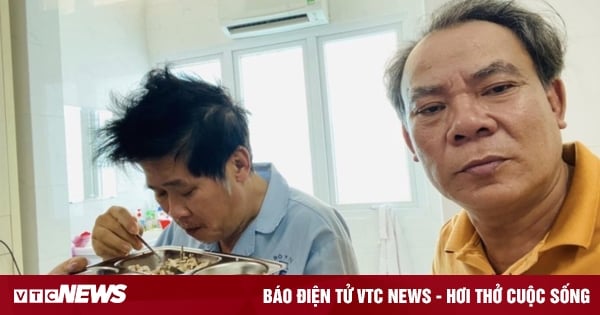 Imagen de Phuoc Sang en el hospital después de sufrir un derrame cerebral