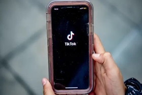 Comment l’algorithme de TikTok exploite les vulnérabilités des enfants ?
