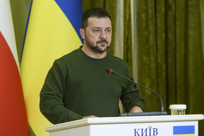 Ukrainian President Volodymyr Zelensky speaks in Kiev on January 22. Photo: AFP