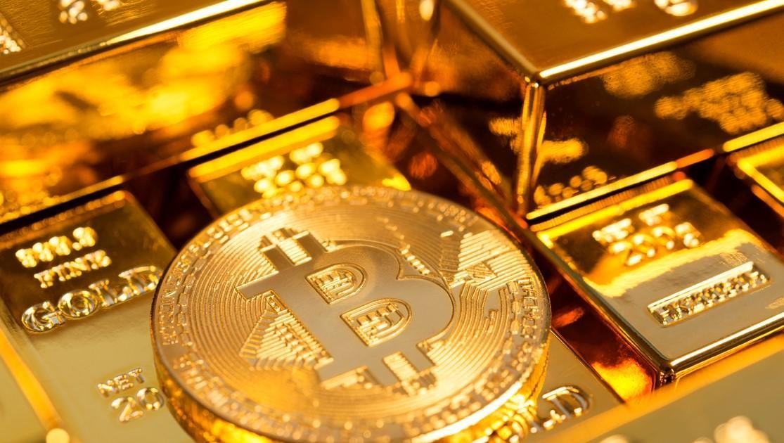 Bitcoin sets record above $94,000, gold price continues to recover