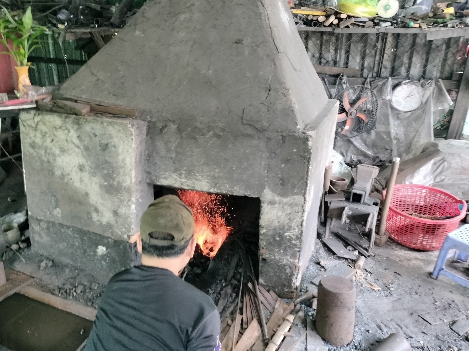 バクリュウの鍛冶屋村の100年の活力 写真2