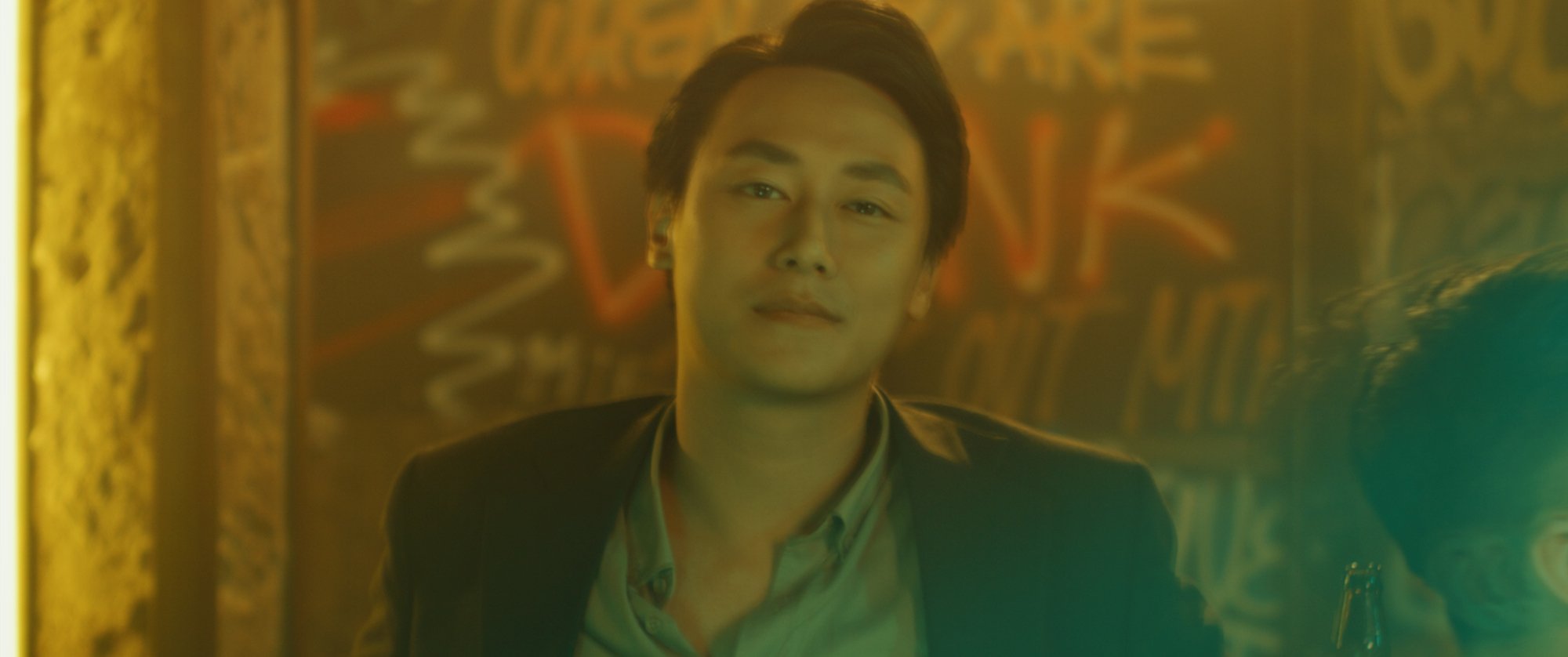 Hai mỹ nam Isaac - Rocker Nguyễn ‘đọ sắc’ trong trailer phim chiếu rạp ‘Giao lộ 8675’ - Ảnh 3.