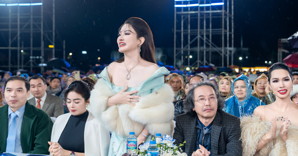 VTM President Xuan Huong stands out as a judge in the final round of Miss Student Vietnam 2024