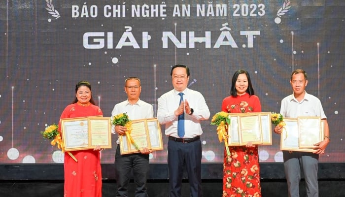 Nghệ An trao 34 tác phẩm đoạt Giải Báo chí năm 2023