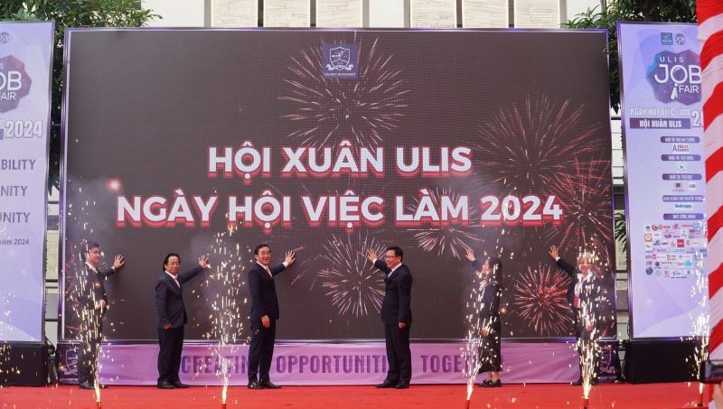 Thêm nhiều cơ hội việc làm cho cử nhân, sinh viên tại ULIS Job Fair 2024