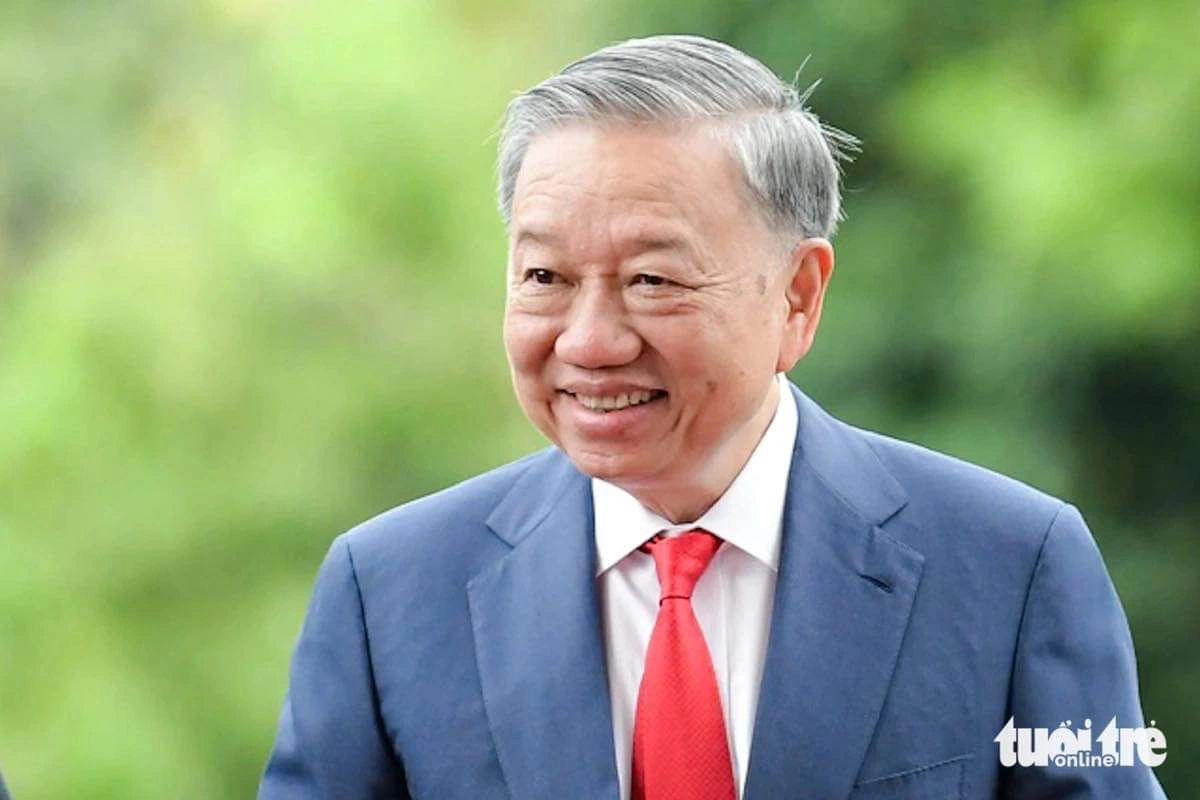 Hoy, el Secretario General y Presidente To Lam visitó y trabajó en la ciudad de Ho Chi Minh.