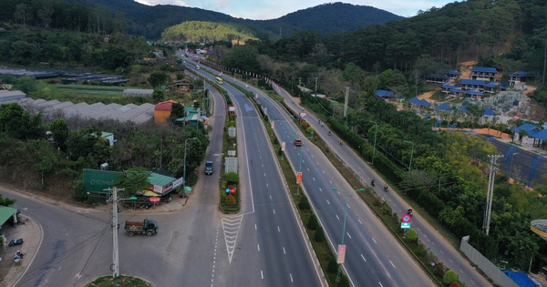 Lam Dong examine le fonds foncier mis aux enchères pour créer du capital pour l'investissement dans les autoroutes