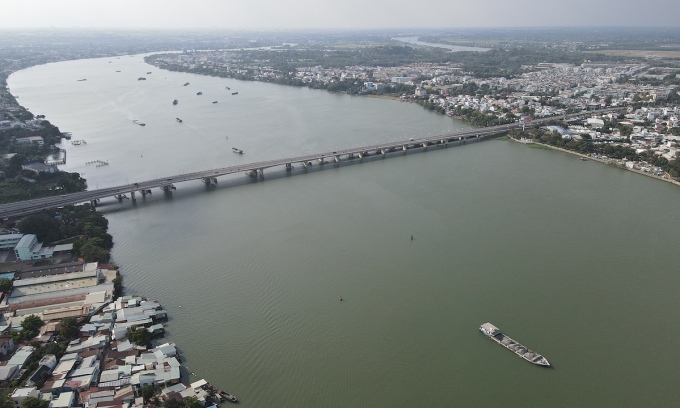 Dong Nai verbietet Feuerwerk auf wichtiger Brücke zwischen Ho-Chi-Minh-Stadt