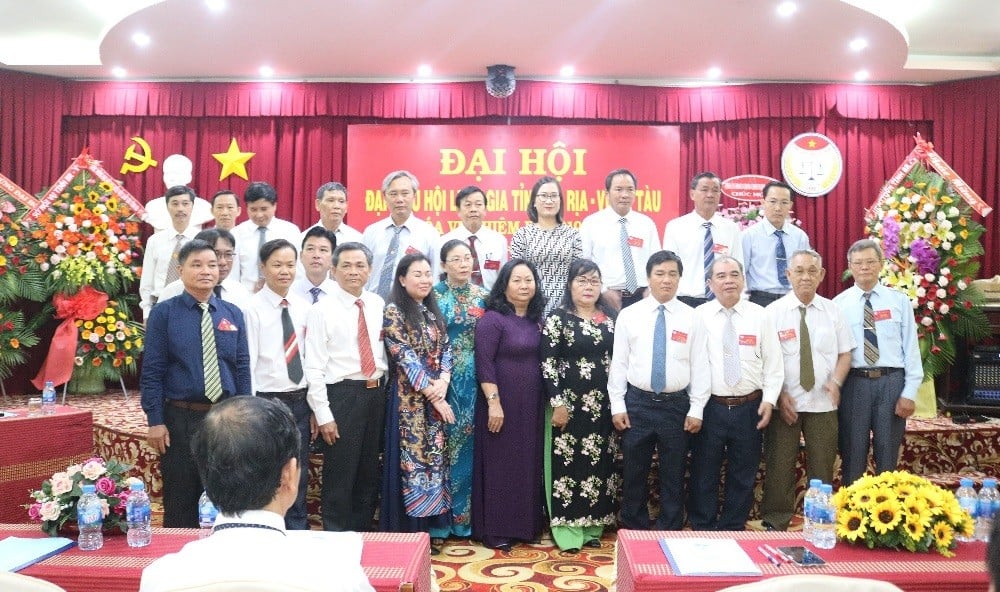 Event - Ba Ria - Vung Tau Provincial Bar Association constantly improves knowledge and is a legal support for the people (Image 2).