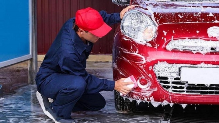 車のオーナーが知っておくべき、自宅で洗車するときにやってはいけないこと - 1