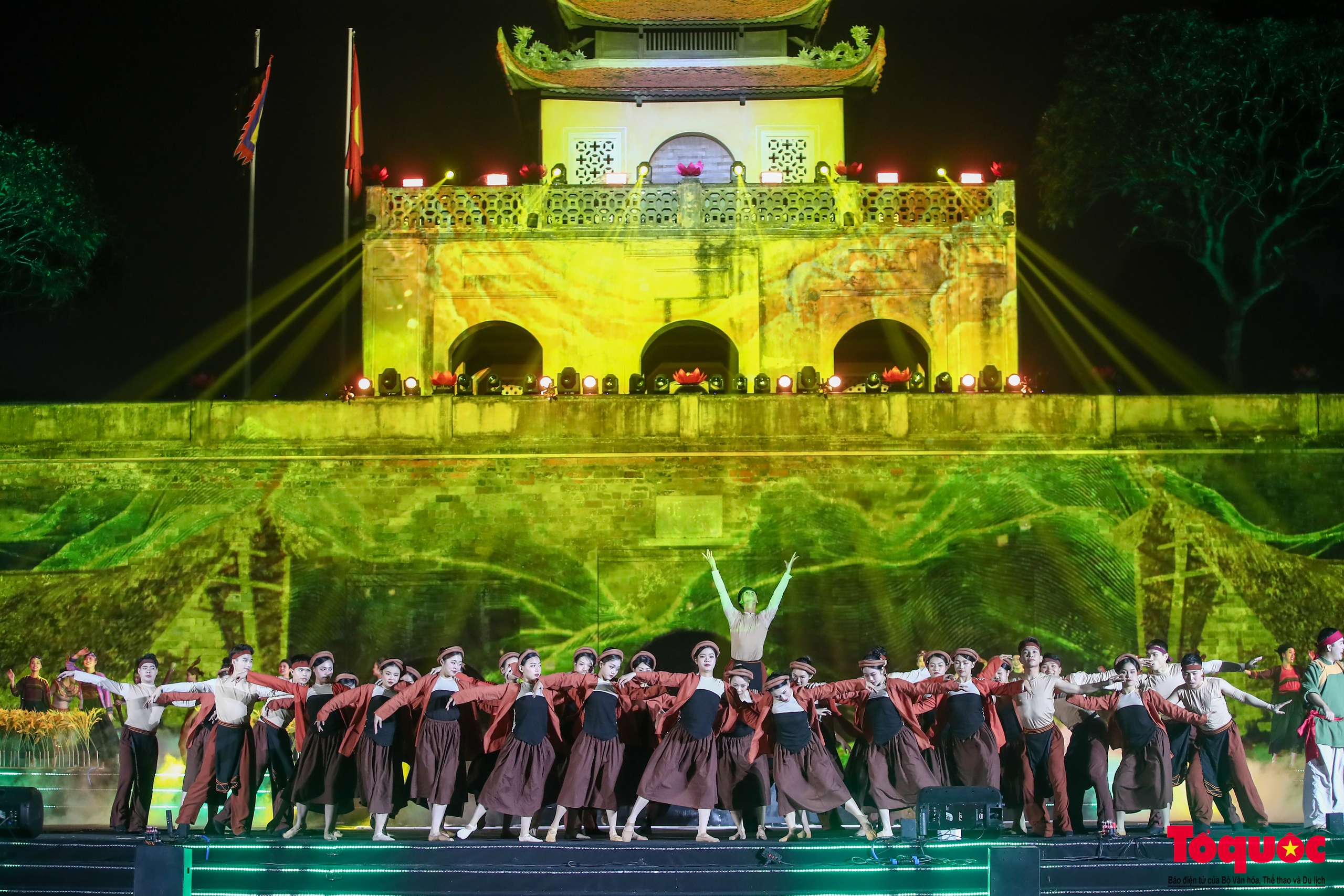 Mãn nhãn với 