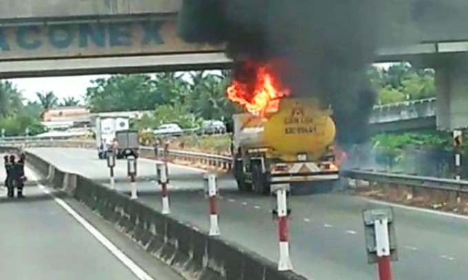 Brandort eines Autos. Foto: Von Personen bereitgestellt.