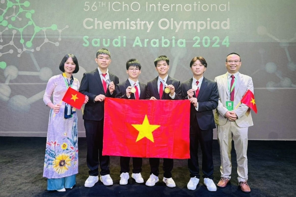 Vietnam gana 3 medallas de oro en la Olimpiada Internacional de Química, igualando el ranking a EE.UU.