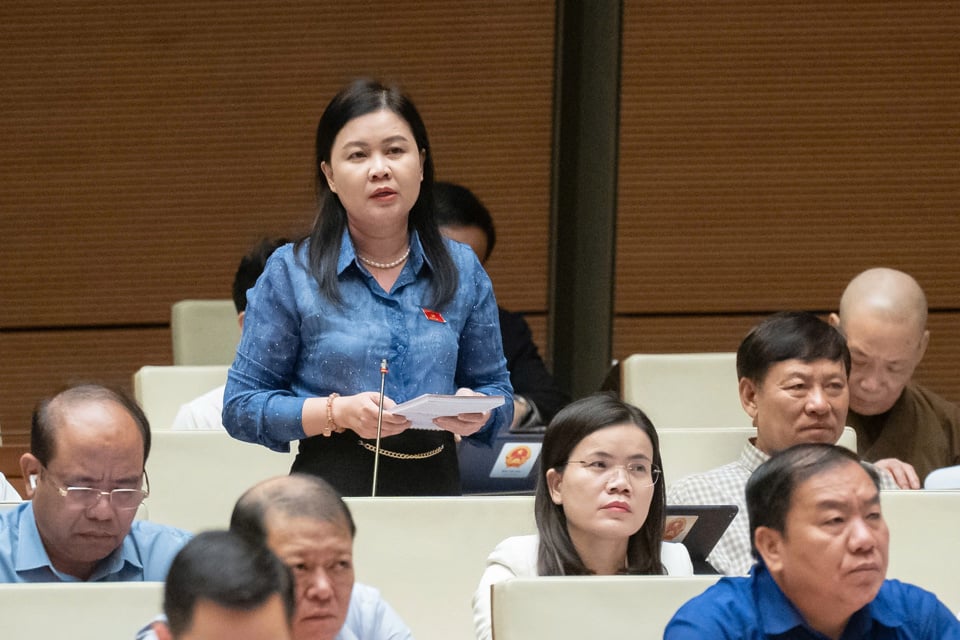 Delegada de la Asamblea Nacional, Nguyen Phuong Thuy (delegación de Hanoi) - Foto: Quochoi.vn