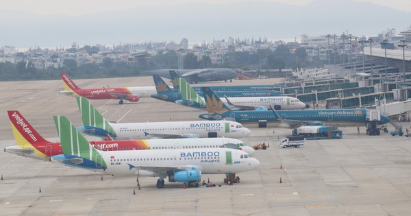 Quelle est la distance entre le projet de franchissement de la rivière Han et le tunnel traversant l'aéroport de Da Nang ?