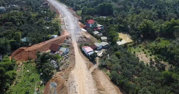 ¿Por qué aún no se ha completado el camino de acceso de 300 metros al puente Lang Giang?