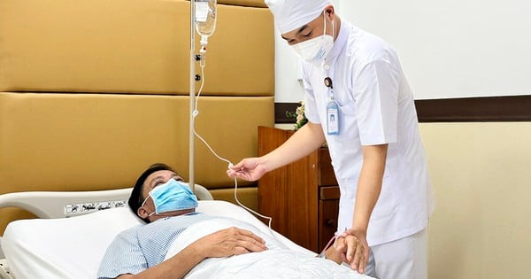 Cứu 2 bệnh nhân nhồi máu cơ tim cấp có nhiều bệnh nền