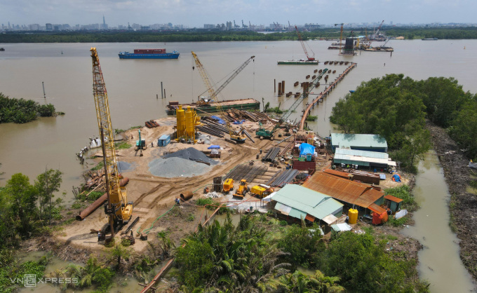 Sitio de construcción del puente en el lado de Dong Nai, mayo de 2023. Foto: Phuoc Tuan