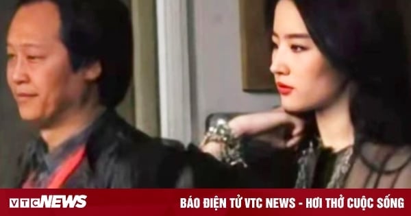 Liu Yifei goes out to eat with her billionaire adoptive father