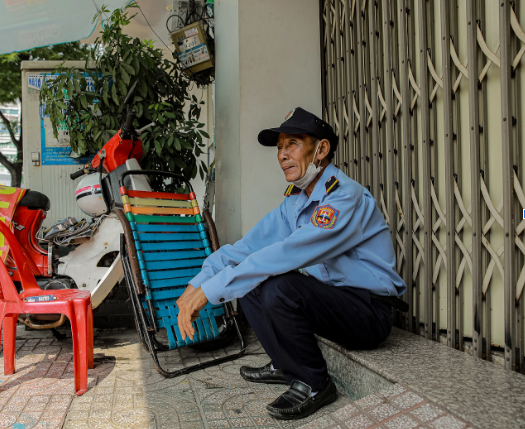 Về hưu được 3 năm, tôi nhận ra số phận con người không thể “né” khỏi 4 chuyện: Trẻ nai lưng đi kiếm tiền, già cả nghỉ hưu chưa chắc được nghỉ ngơi!- Ảnh 6.