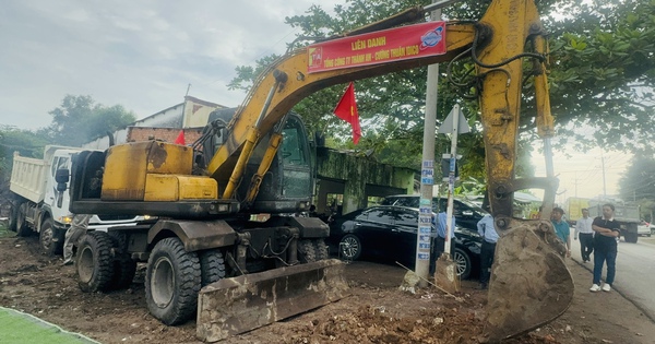 Cérémonie d'inauguration des travaux de construction de la route 25C d'une valeur de plus de 647 milliards de VND reliant l'aéroport de Long Thanh