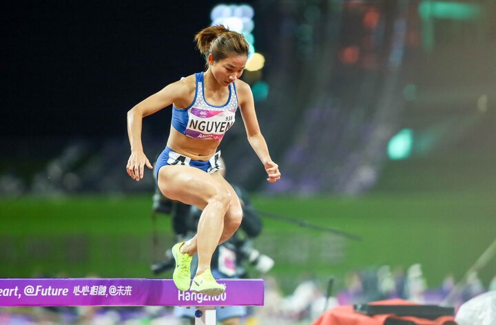 Nguyen Thi Oanh no ganó una medalla en los 3000 metros con obstáculos femeninos.