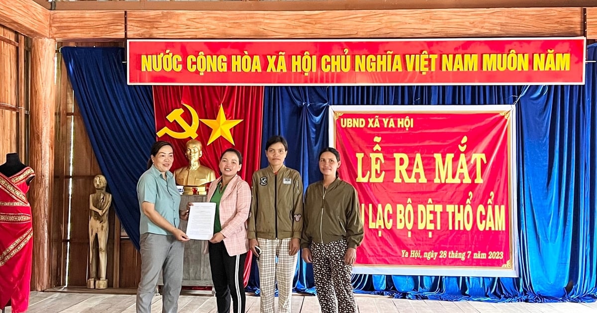 Ra mắt "Câu lạc bộ dệt thổ cẩm " xã Ya Hội | Báo Gia Lai điện tử