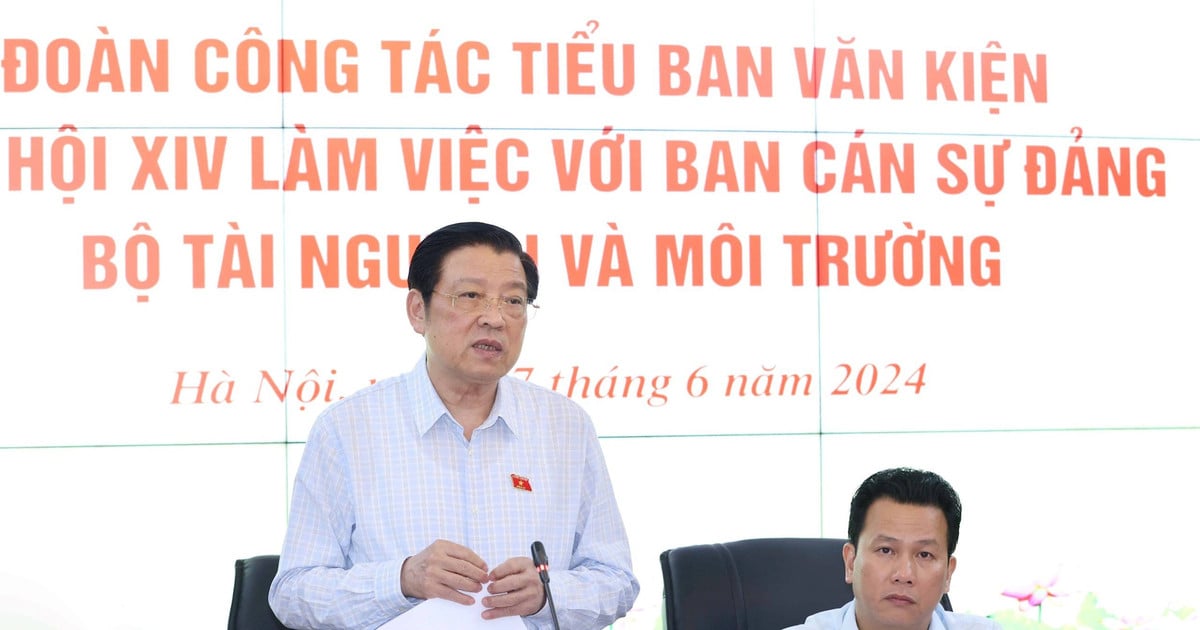 Đoàn Tiểu ban Văn kiện Đại hội XIV của Đảng làm việc với Ban Cán sự đảng Bộ Tài nguyên và Môi trường