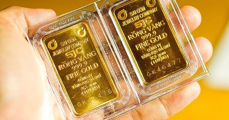 El precio de los anillos de oro está a punto de alcanzar a los lingotes de oro de SJC