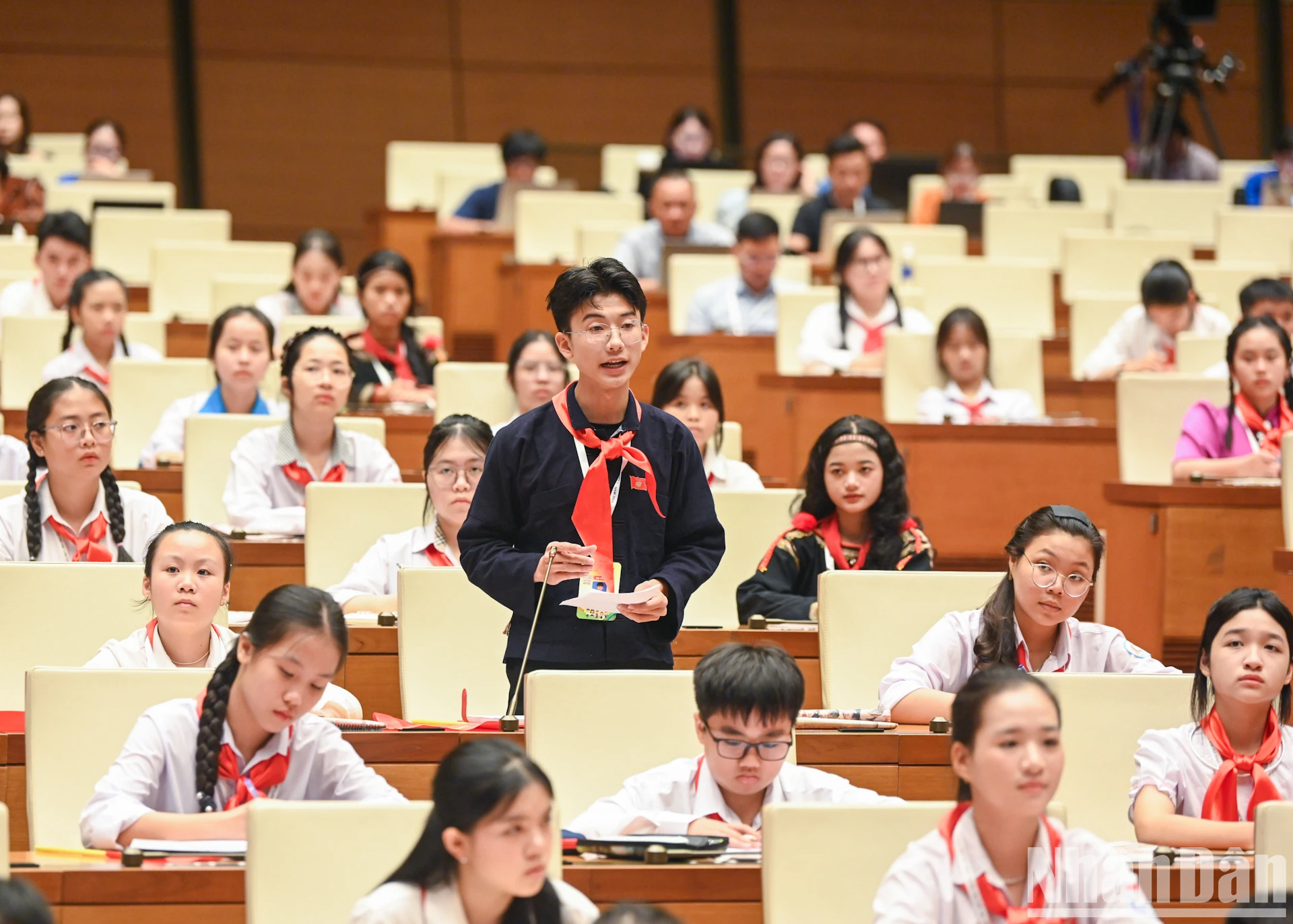 [Ảnh] “Quốc hội trẻ em” chất vấn về bạo lực học đường và tác hại của thuốc lá ảnh 6