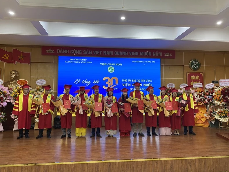 در نظر گرفتن کیفیت آموزش به عنوان پیش‌نیاز توسعه تصویر ۲