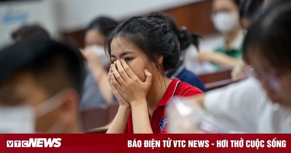 Hanoi accepts blurred answers to 10th grade math exam