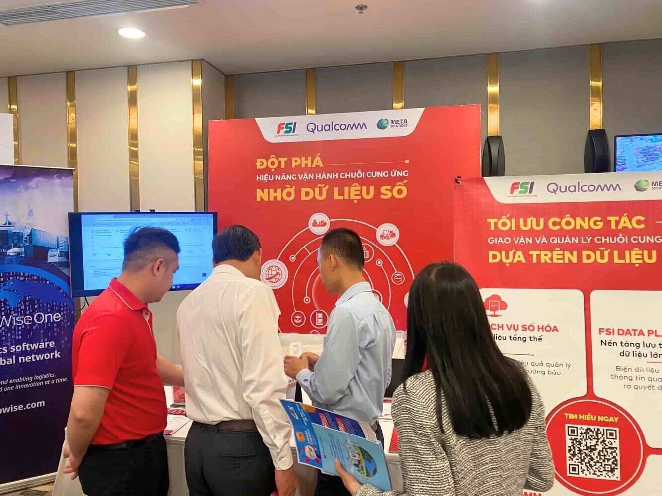 Hệ sinh thái giải pháp chuyển đổi số Logistics xoay quanh dữ liệu của FSI với sự hợp tác cùng Qualcomm. Ảnh: FSI