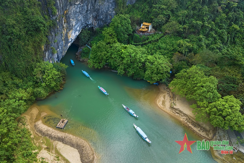 Quang Binh ปรับปรุงคุณภาพสภาพแวดล้อมการลงทุน: มุ่งมั่นที่จะร่วมทางและใกล้ชิดกับธุรกิจมากขึ้น